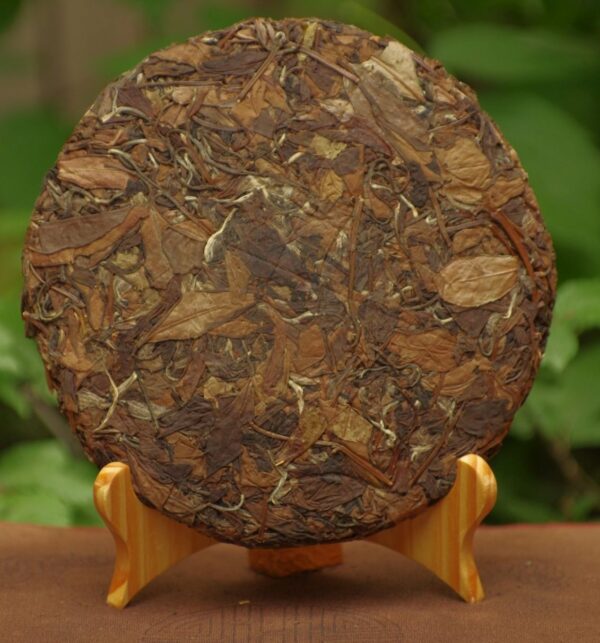 2014 Tai Lao Shan Gong Mei Bing Cha biely čaj – Obrázok 4