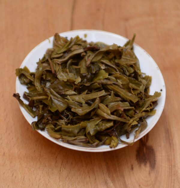 2017 Hekai Gu Shu Pu‘er Bing Cha tmavý čaj – Obrázok 4