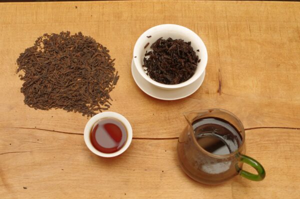 2019 Menghai Te Ji Shu Pu‘er San Cha tmavý čaj – Obrázok 5