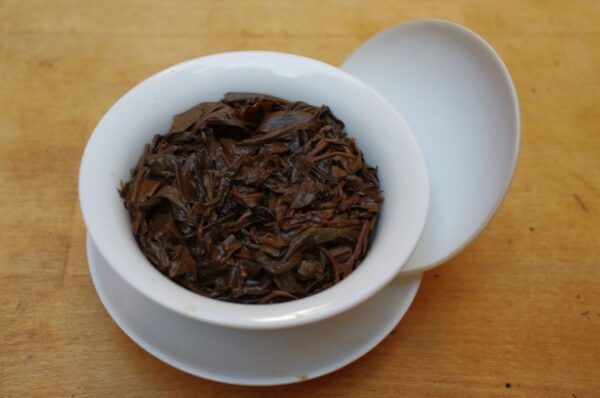 2006 Changtai Menghai Sheng Pu‘er Bing Cha tmavý čaj – Obrázok 9