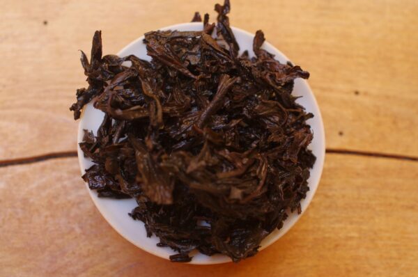 2016 Wu Yi Shan Da Hong Pao oolong čaj – Obrázok 4