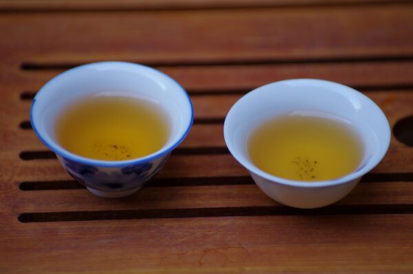 2011 Gao Jia Shan Ye Sheng Tian Jian Hei Cha tmavý čaj – Obrázok 9