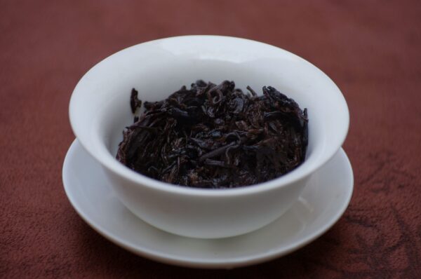 2014 Menghai 7572 Shu Pu'er Bing Cha tmavý čaj – Obrázok 6