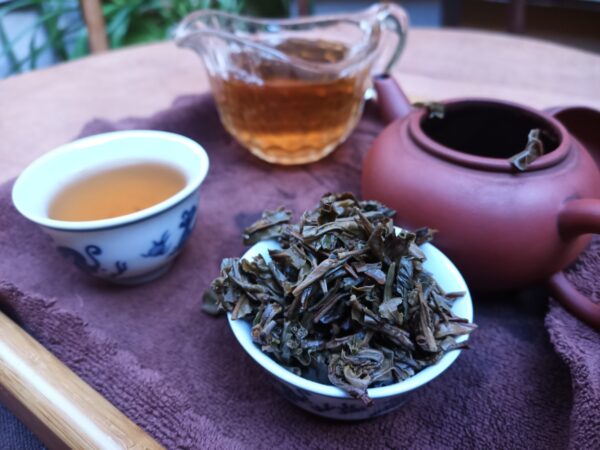 2010 Lincang Ye Fang Sheng Pu’er Zhuan Cha tmavý čaj – Obrázok 10