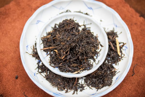 2019 Sun Yi Shun Gong Jian Liu‘An 250g tmavý čaj – Obrázok 6