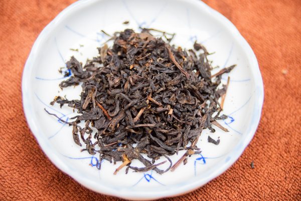 2017 Sun Yi Shun Mao Jian Liu‘An 500g tmavý čaj – Obrázok 3